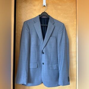 Tommy Hilfiger Men's Gray Suit